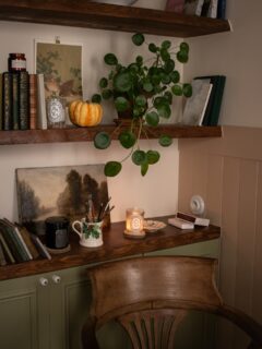 Mes petits bonheurs d’octobre 🍂

#art#slowlife#pastels#vintageinspired#vintageaesthetic#darkacademia#aquietstyle#vintagemood#vintage#elodie_illustrations#impressionism